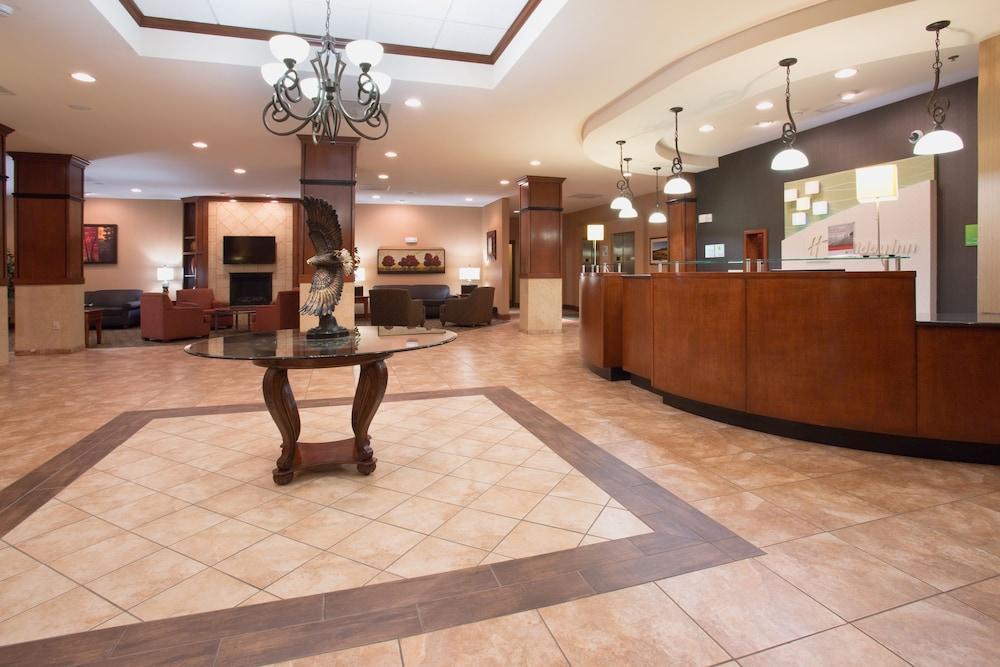 Holiday Inn Express & Suites Trinidad By Ihg Екстериор снимка
