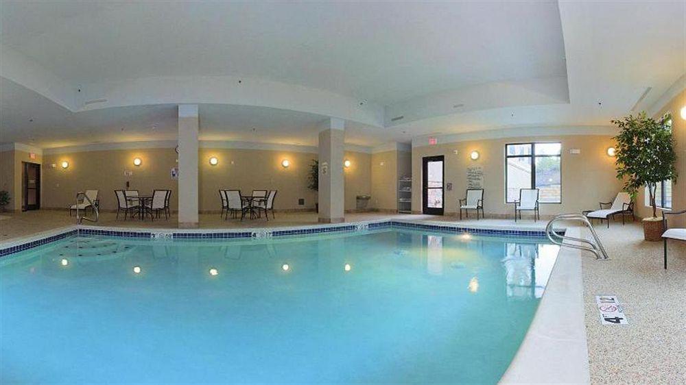 Holiday Inn Express & Suites Trinidad By Ihg Съоръжения снимка