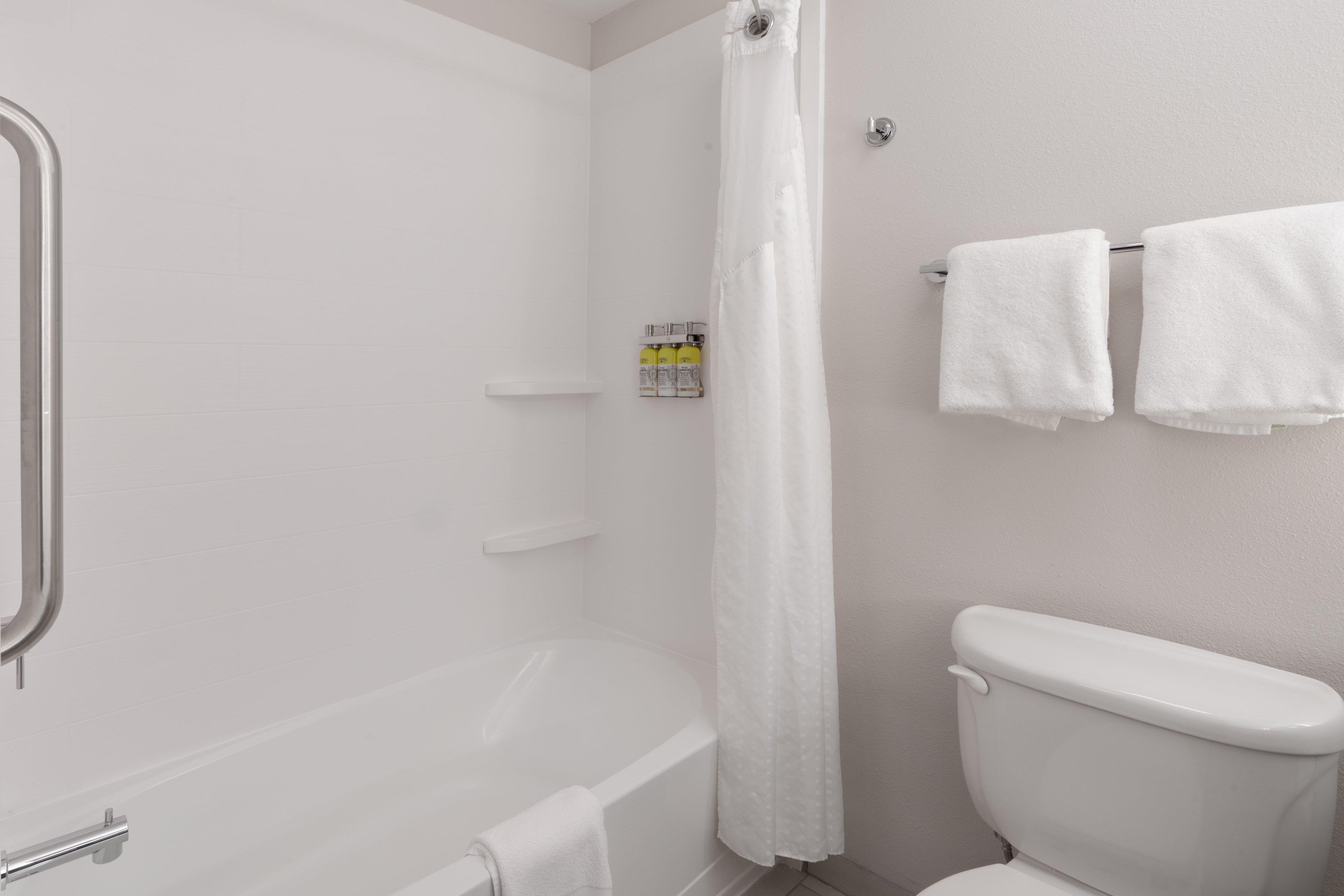 Holiday Inn Express & Suites Trinidad By Ihg Екстериор снимка