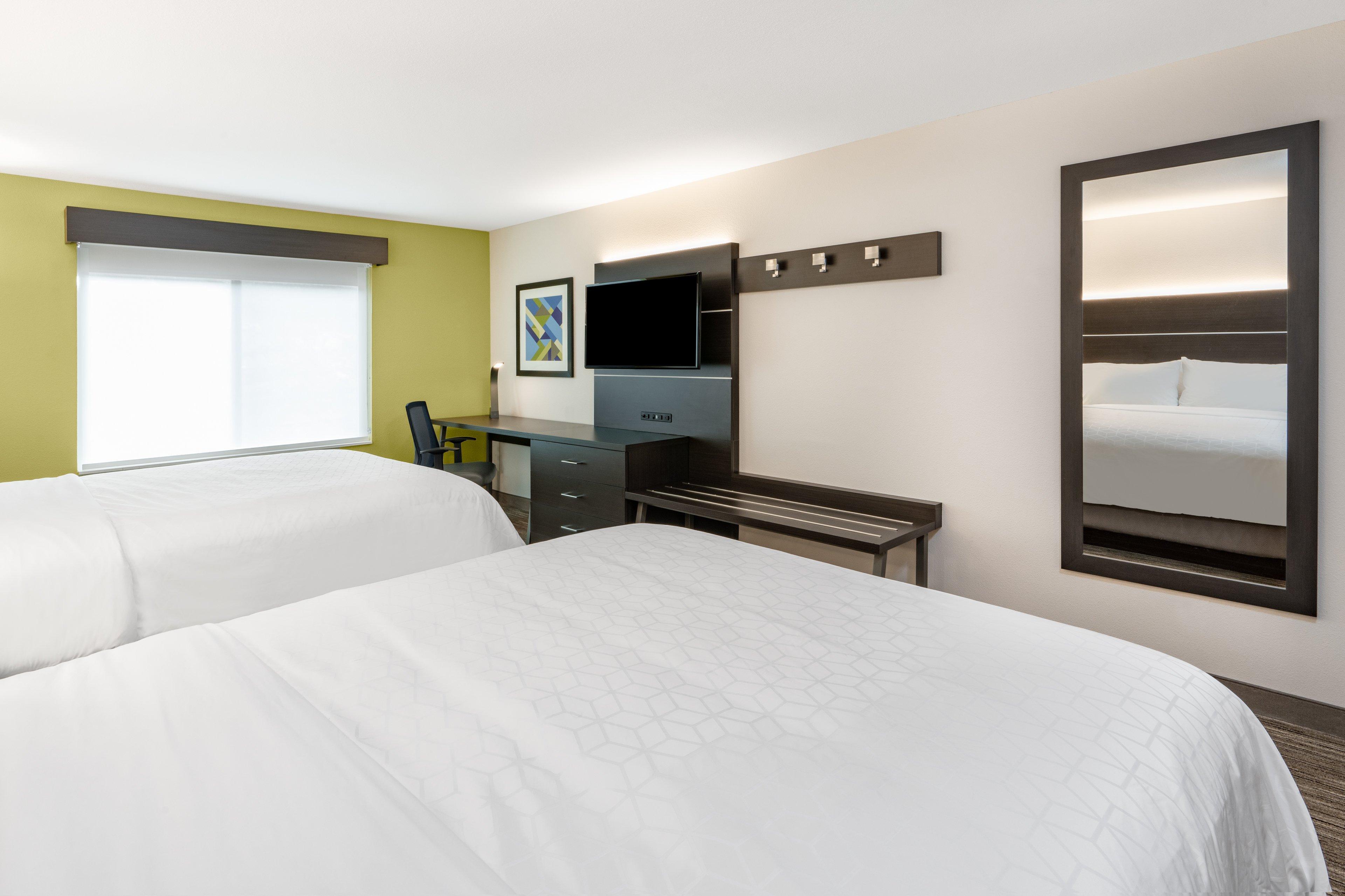 Holiday Inn Express & Suites Trinidad By Ihg Екстериор снимка